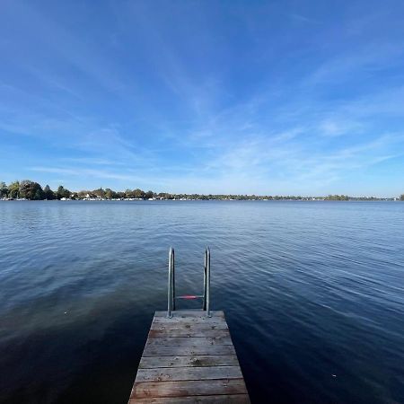 Idyllisches, Neu Renoviertes Haus Mit Steg Am See Berlin Exteriör bild