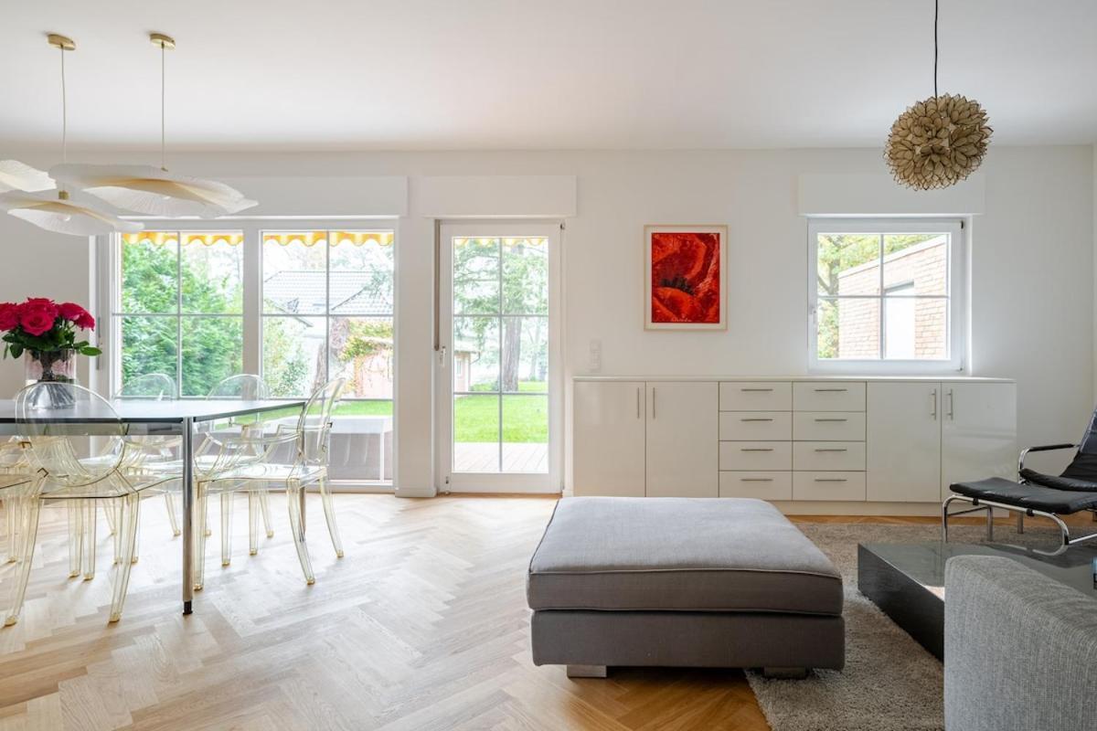 Idyllisches, Neu Renoviertes Haus Mit Steg Am See Berlin Exteriör bild