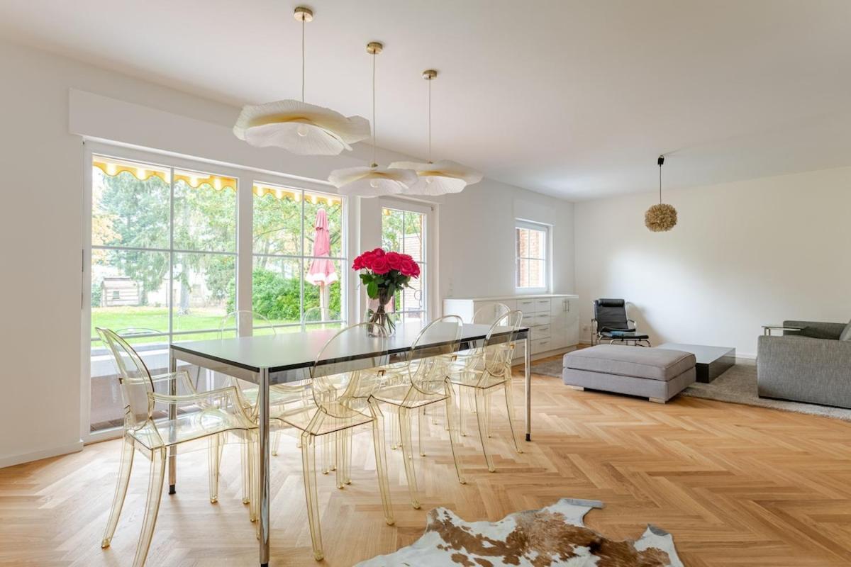 Idyllisches, Neu Renoviertes Haus Mit Steg Am See Berlin Exteriör bild